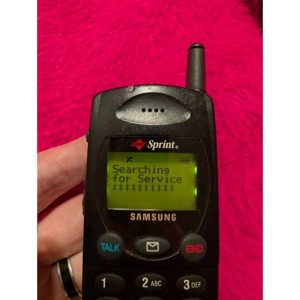 Samsung SCH-2000 Sprint PCS For Collectors Antenna Vintage Cell Phone